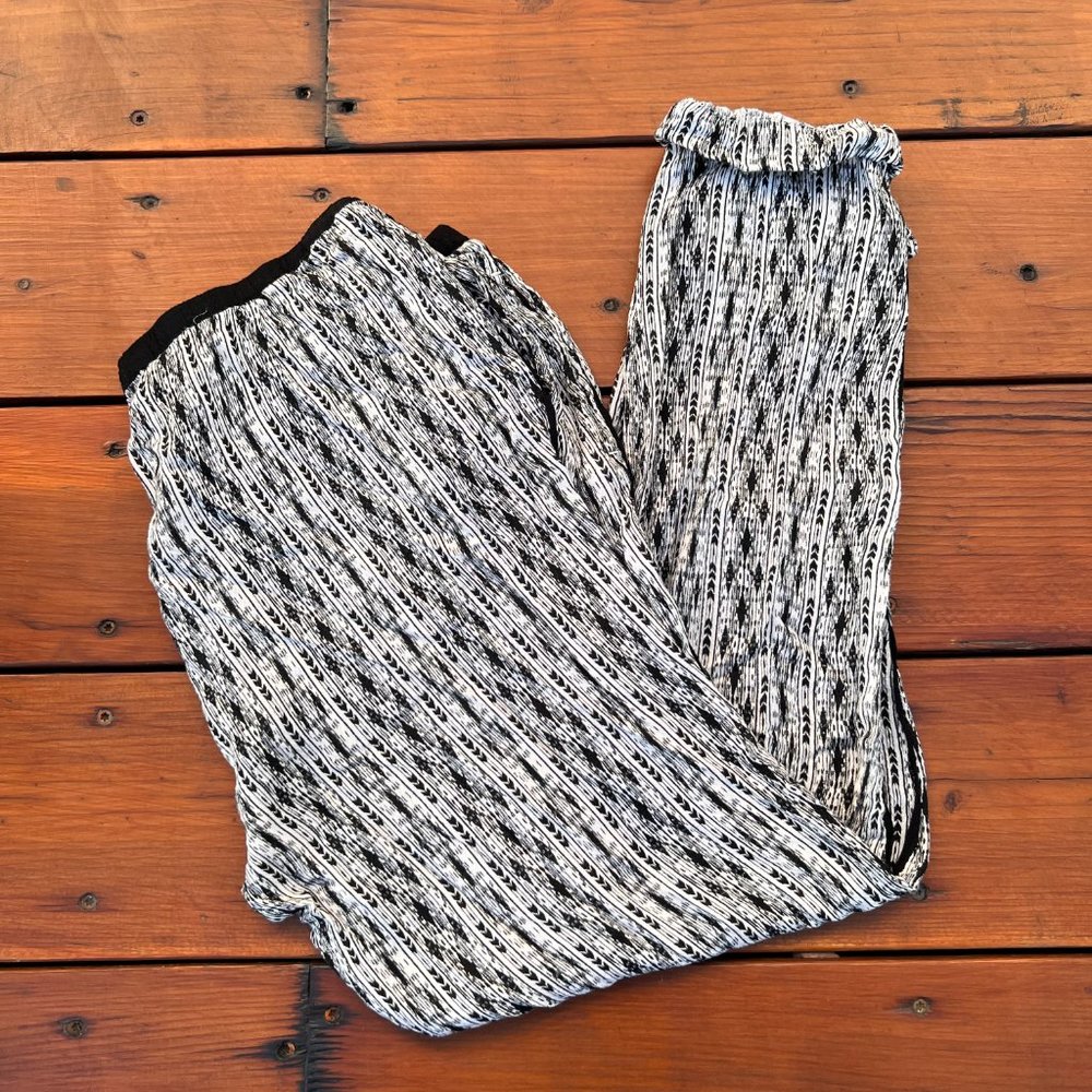 L*Space Black & White Pattern Drawstring Cropped … - image 3